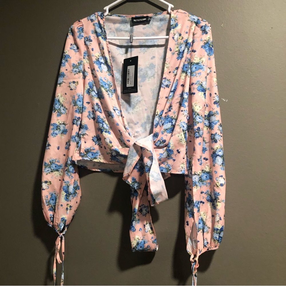 Pretty Little Thing Floral Tie Top 8